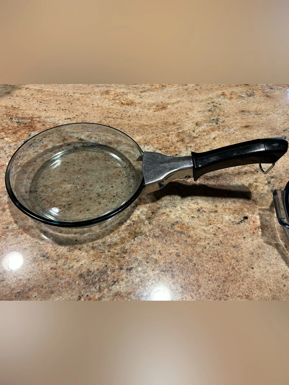 Pyrex Flameware #817-B vintage 7”stovetop glass skillet (2) Borosilicate glass.